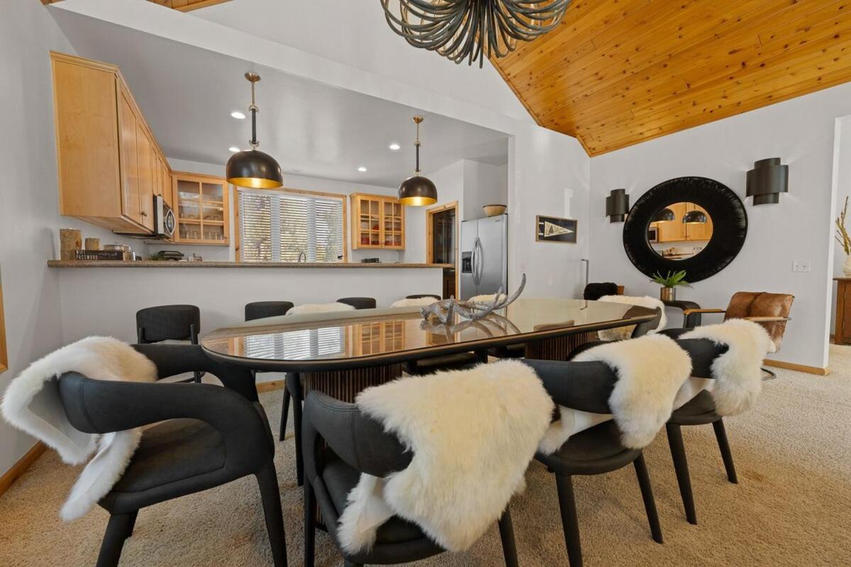 New Serenity Lodge Base Of Snow Summit Hot Tub บิ๊กแบร์เลค ภายนอก รูปภาพ