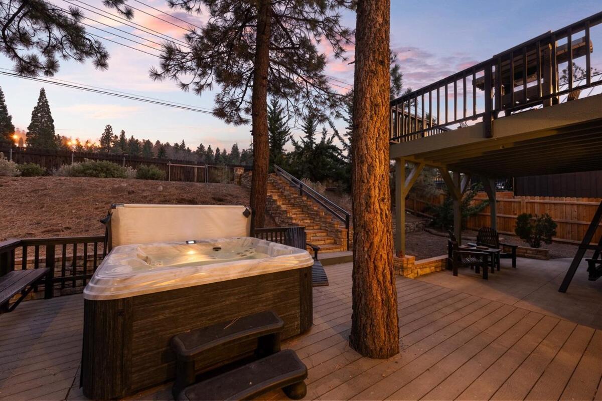 New Serenity Lodge Base Of Snow Summit Hot Tub บิ๊กแบร์เลค ภายนอก รูปภาพ