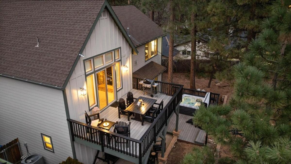 New Serenity Lodge Base Of Snow Summit Hot Tub บิ๊กแบร์เลค ภายนอก รูปภาพ